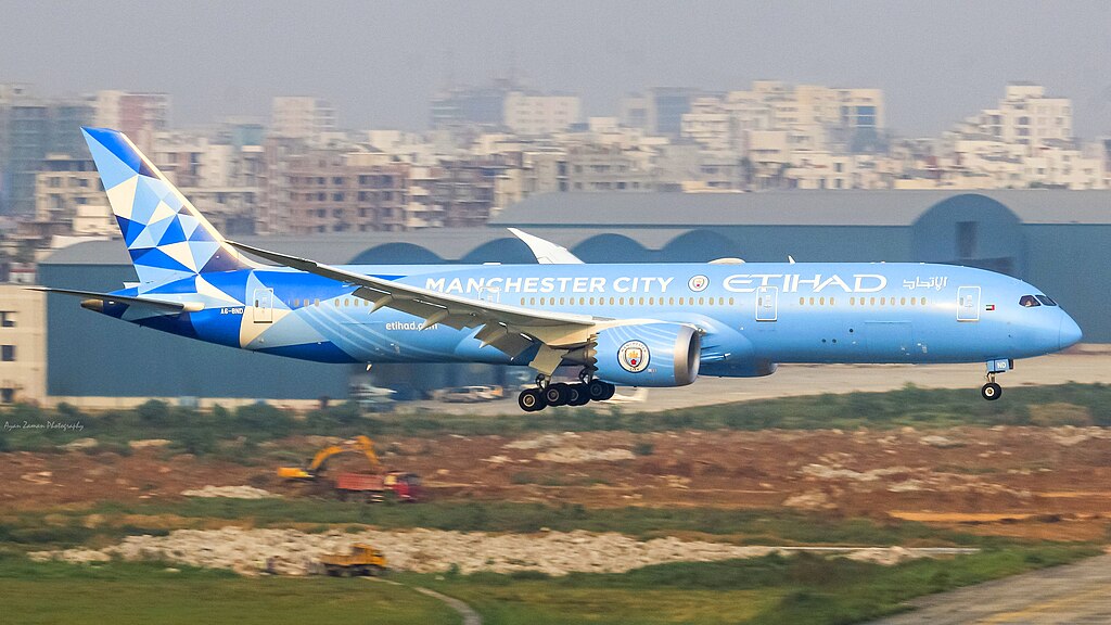 Etihad Airways (Manchester City Livery) Boeing 787-9 Dreamliner
