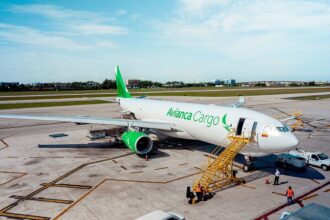 Avianca Cargo docking