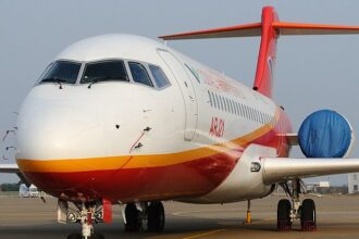 COMAC ARJ21-700 closeup