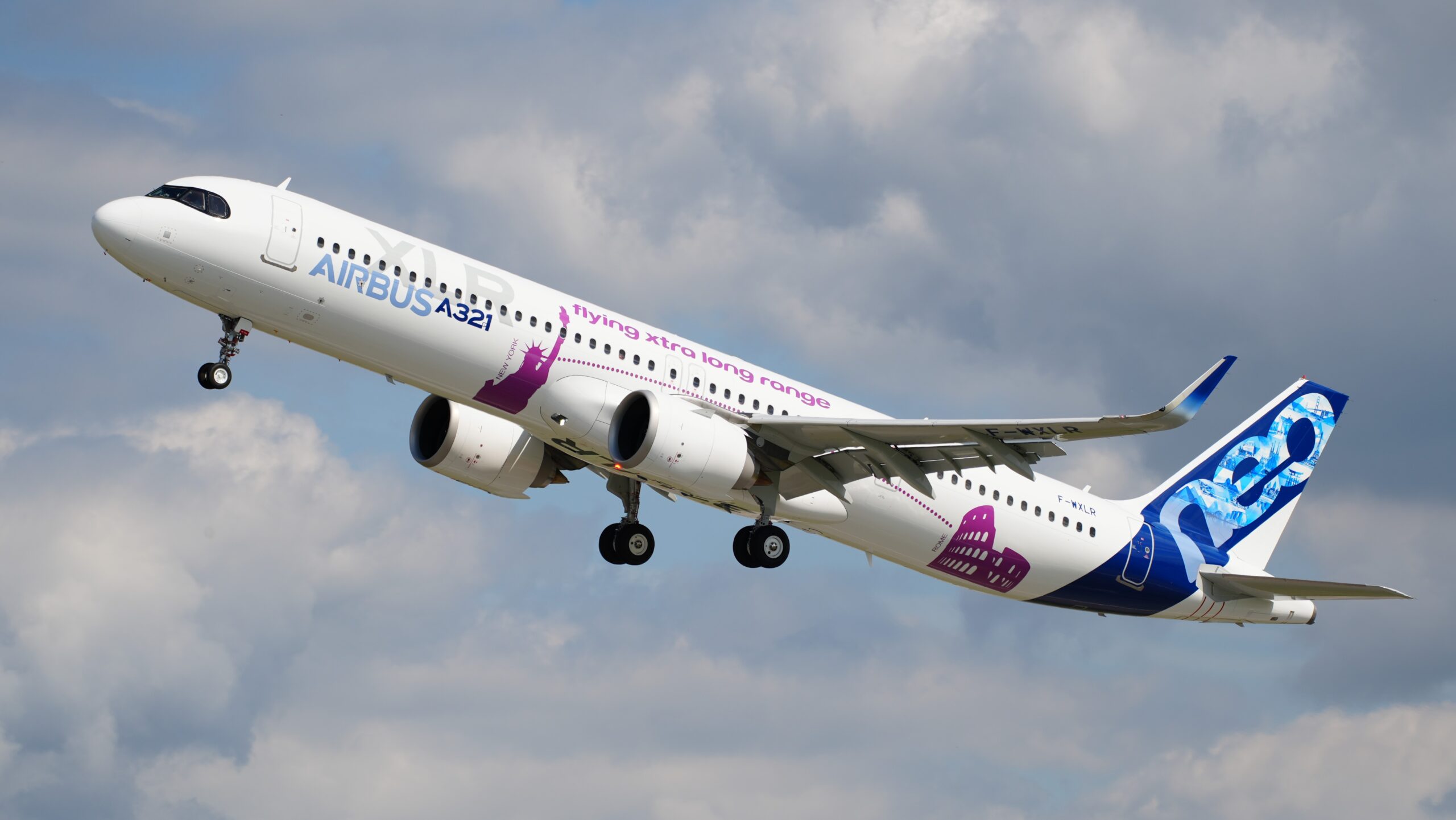 Airbus A321-251NY, registration F-WXLR, takes off for a test flight at Hamburg-Finkenwerder Airport. This is the first prototype of the Airbus A321XLR, and the aircraft completed the maiden flight of the type.
