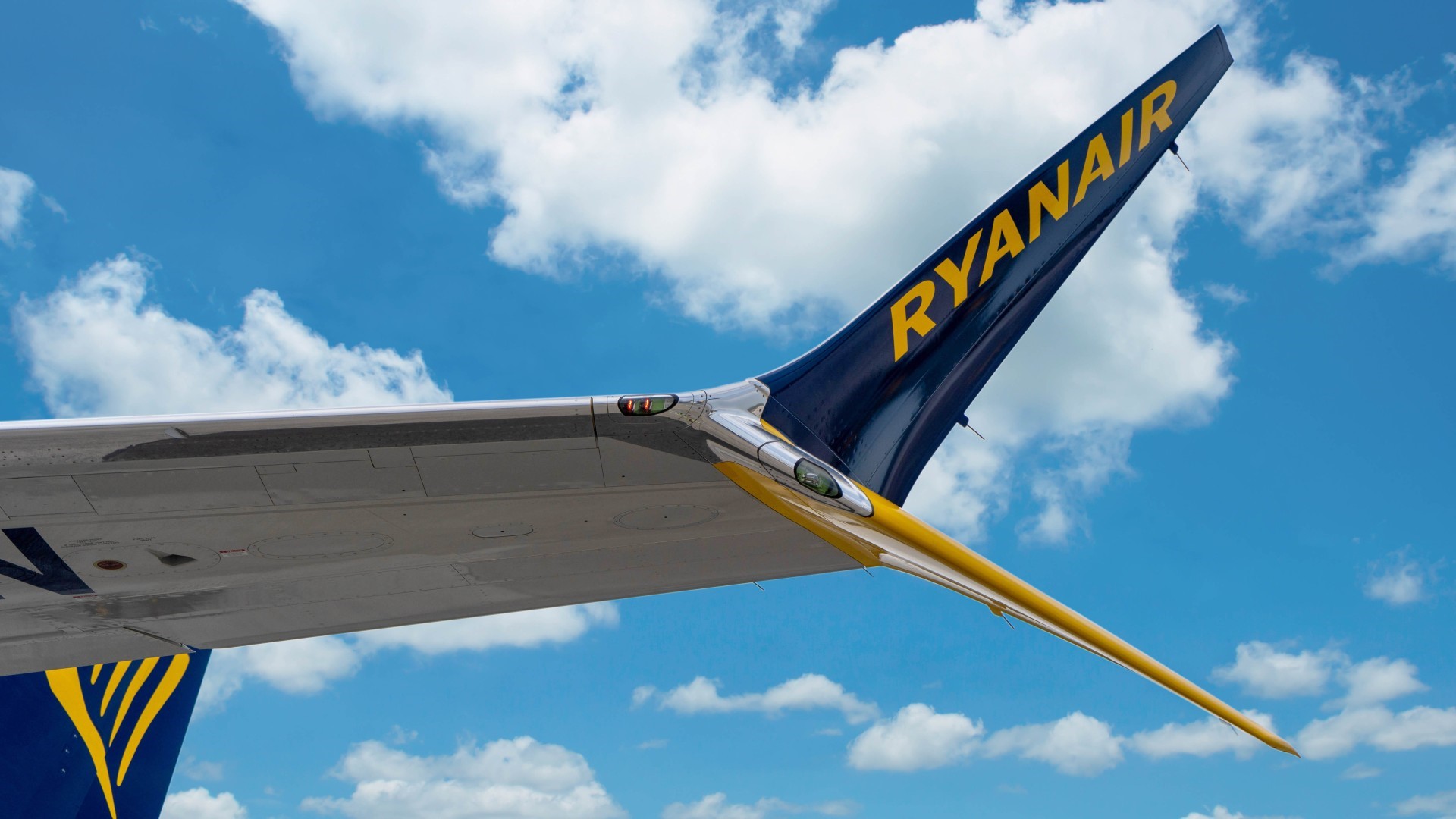 RYANAIR
