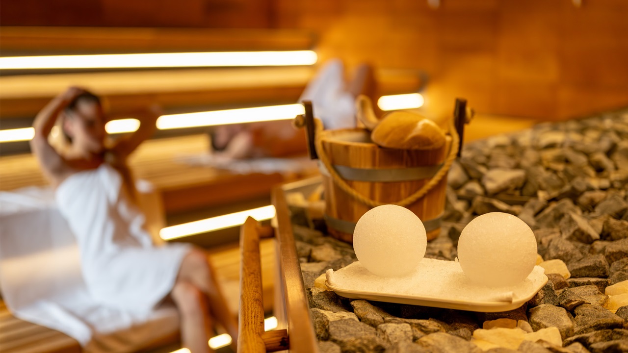 Botanical Infused Ice in Sauna © Bernaqua, Bern