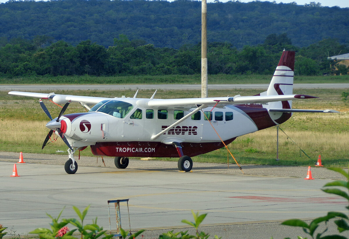 Tropic Air Cessna 208 caravan