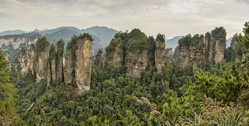 A panoramic view of the Zhangjiajie landforms.