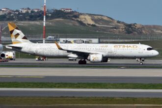 Etihad Airways (20 Years Livery), A6-AEN, Airbus A321-251N