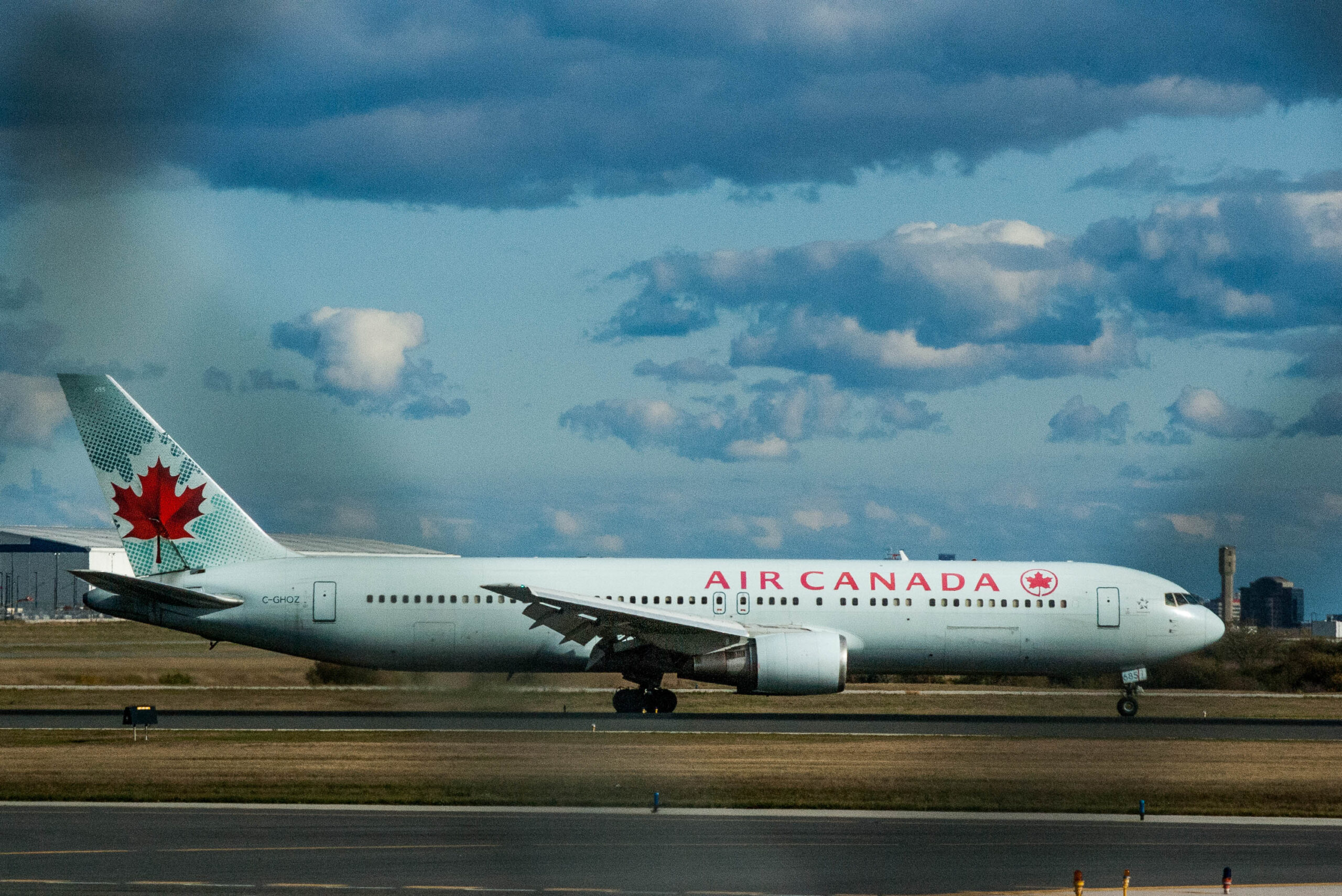 Air Canada B763 in Toronto