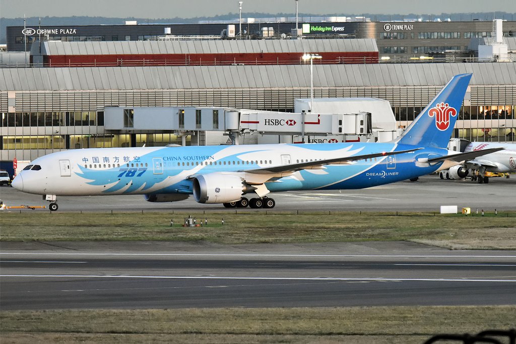 A China Southern Airlines Boeing 787-9 aircraft.