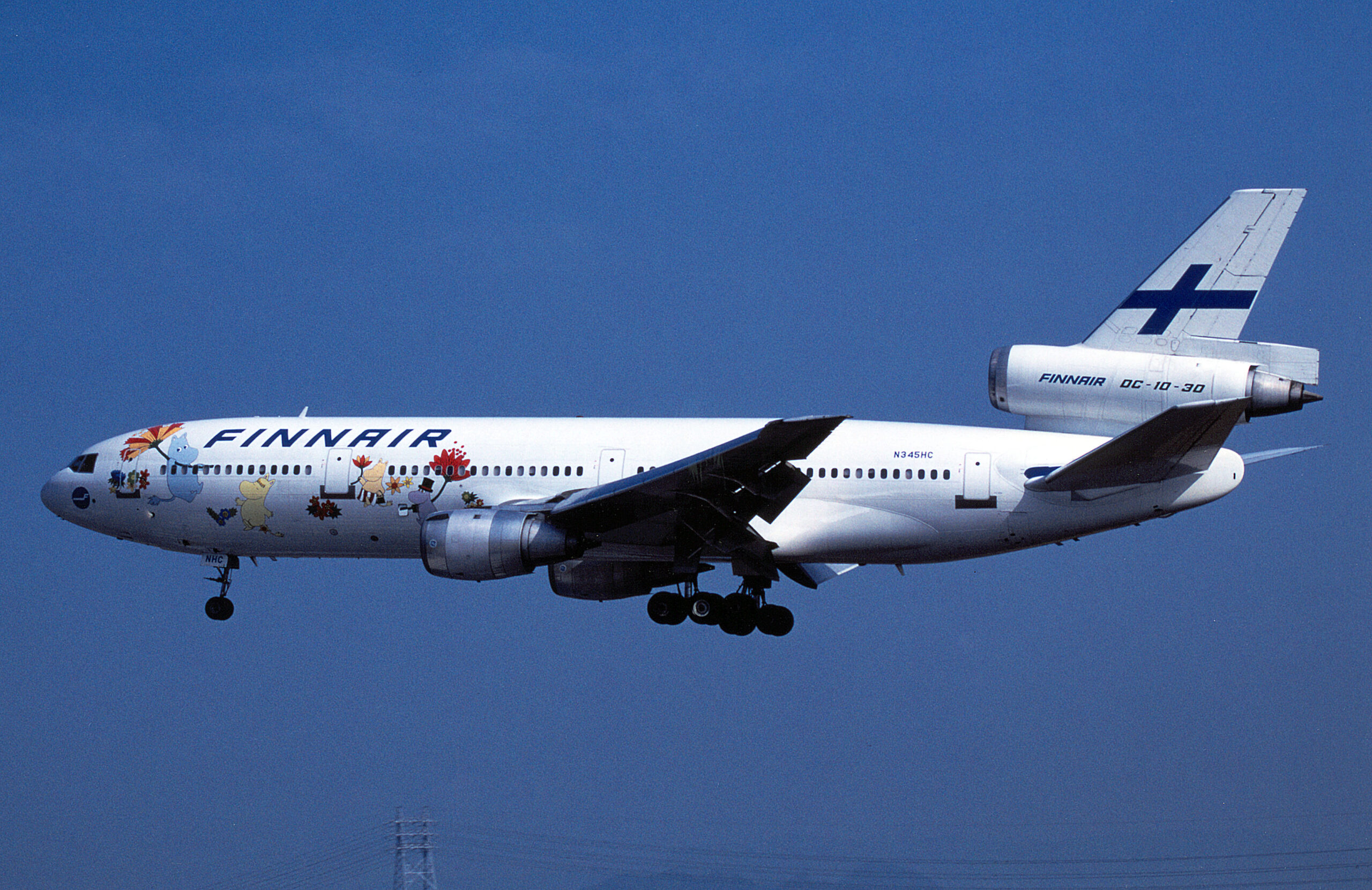 Finnair aircraft - McDonnell Douglas DC10-30 Moomin livery