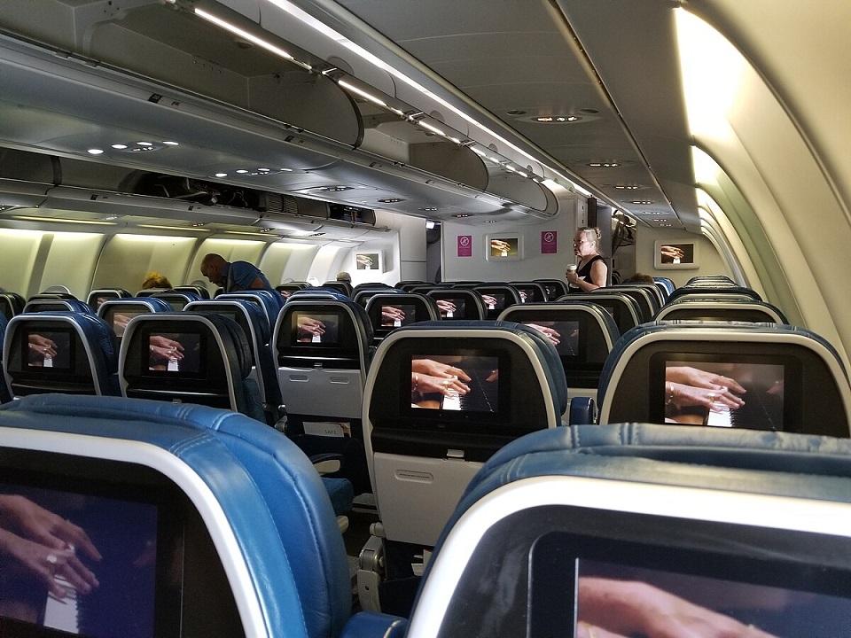 A Hawaiian Airlines A330-200 Economy Cabin