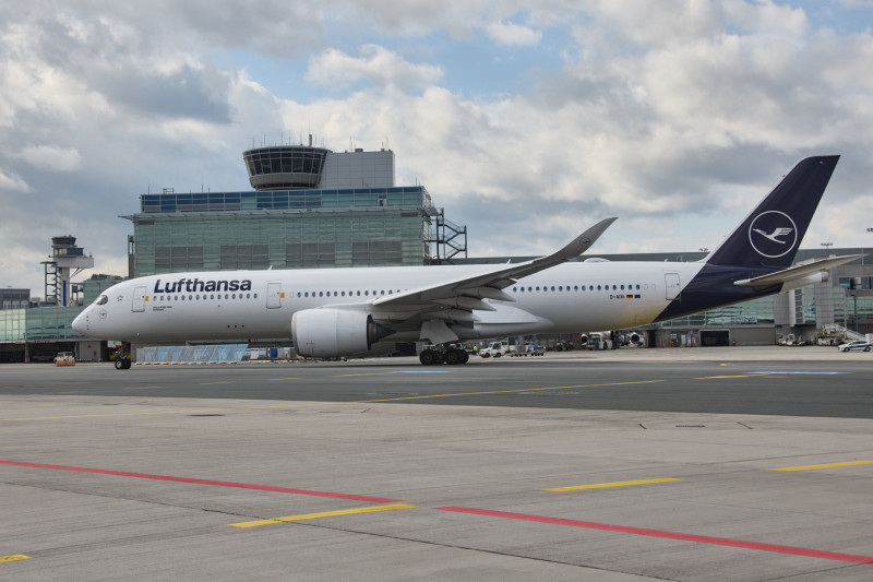 Lufthansa Airbus A350-900