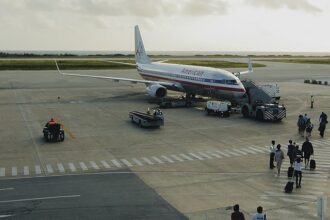 A photo of American Airlines plane at the Curaçao International Airport