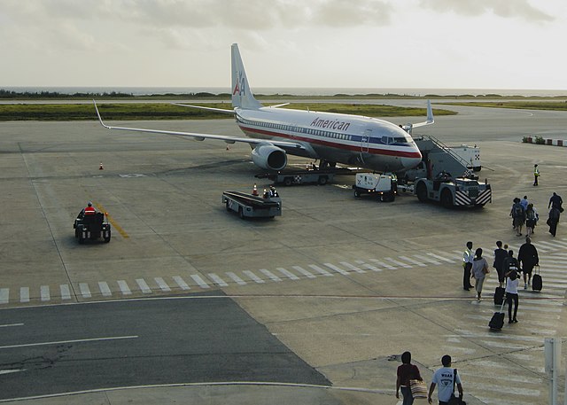 A photo of American Airlines plane at the Curaçao International Airport