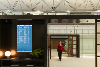 The Bridge lounge © Cathay Pacific