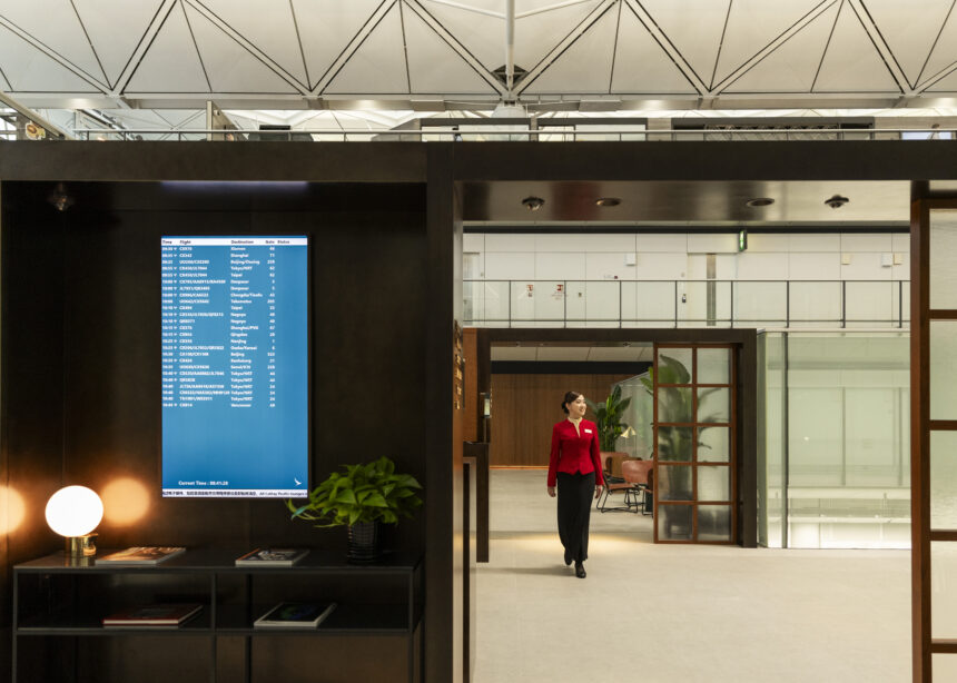 The Bridge lounge © Cathay Pacific