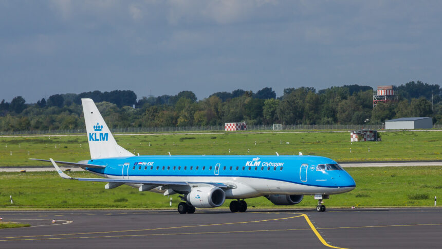 KLM Cityhopper - Embraer ERJ-190STD - PH-EXE - Düsseldorf Airport