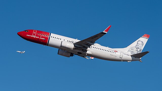 A photo of Norwegian Air Shuttle Boeing 737-86N taking off