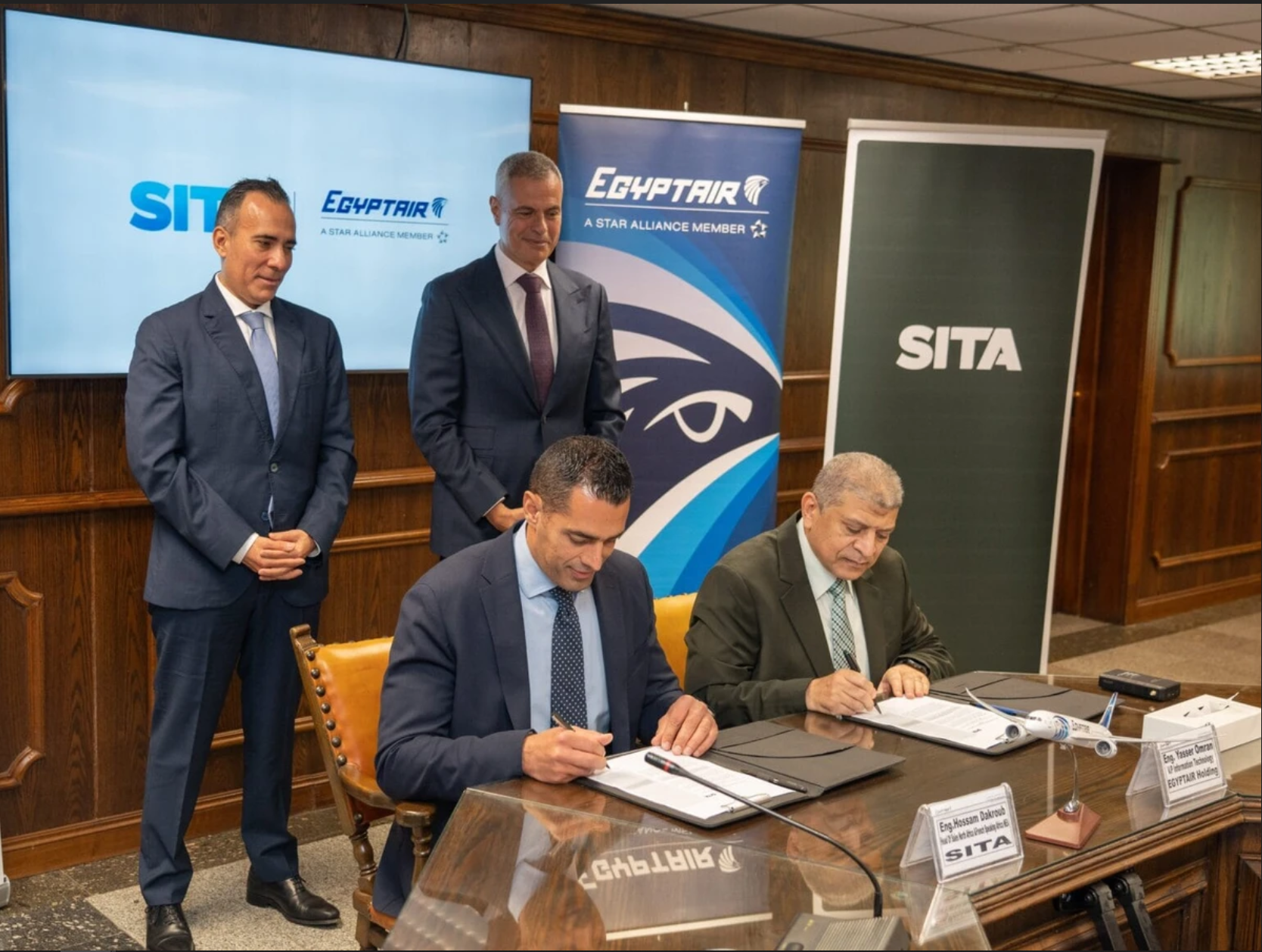 SITA and Egyptair officials agree to the partnership