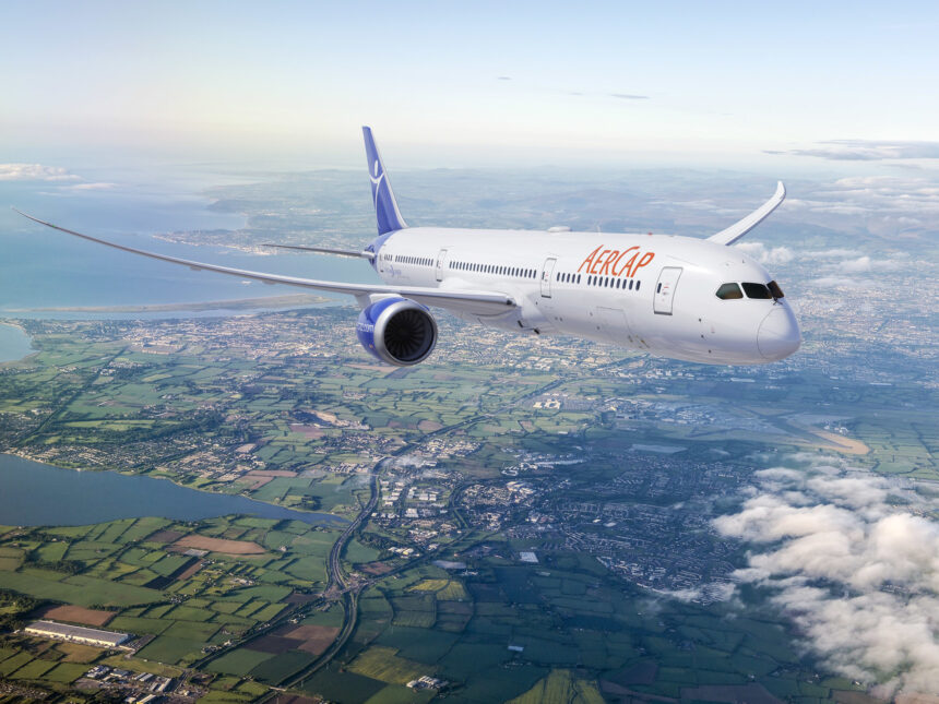 AerCap wins right to claim $1 billion insurance payment