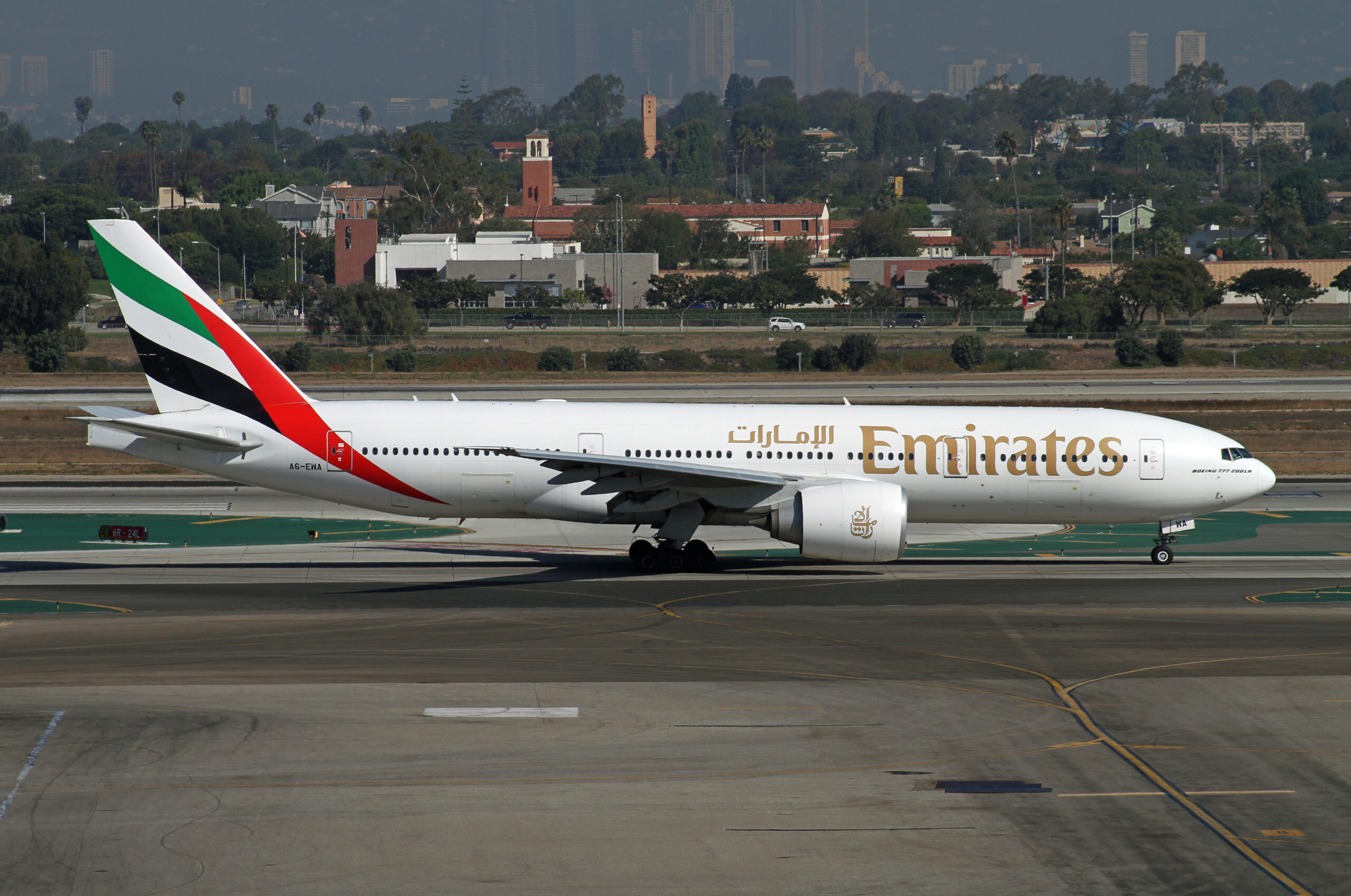 Emirates Boeing 777-200LR