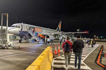 Jetstar A320 plane