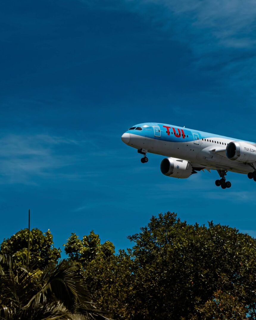 TUI