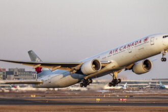 Air Canada Boeing 777 taking off