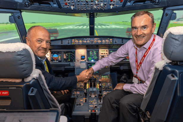 Aviation Minister visits jet2.com cheadle training facility