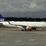 A SAS Airbus A320neo.
