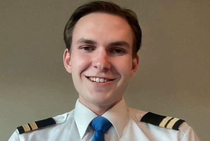 Floris Rhee, First Officer for Zeusch Aviation and co-pilot