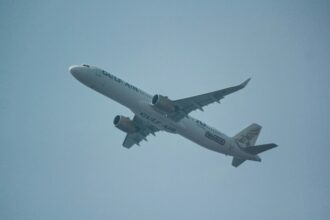 Gulf Air returns to U.S after three decades