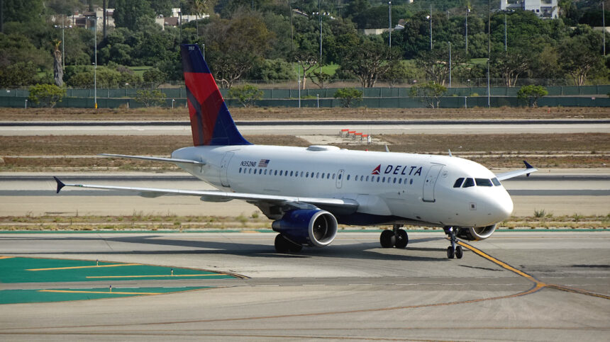 A Delta Airlines Airbus A319 on the tarmac at Los Angeles Airport.