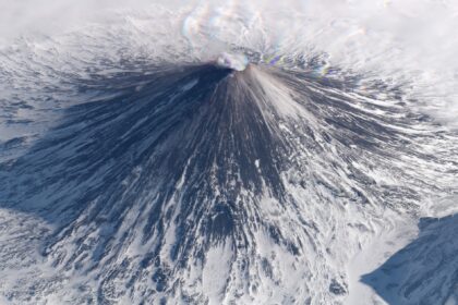 Klyuchevskoy volcano prior to eruption