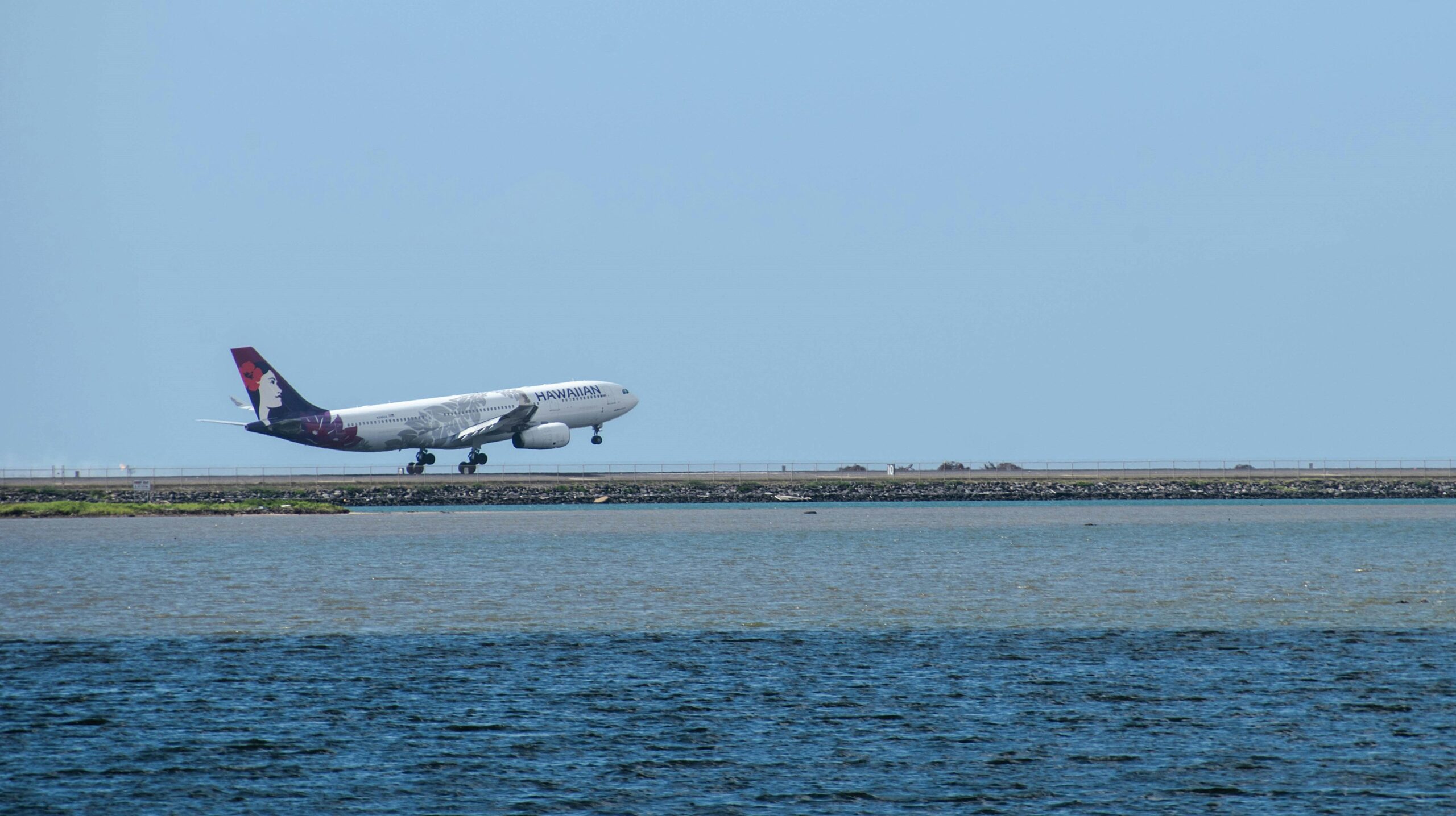Hawaiian Airlines aircraft taking off