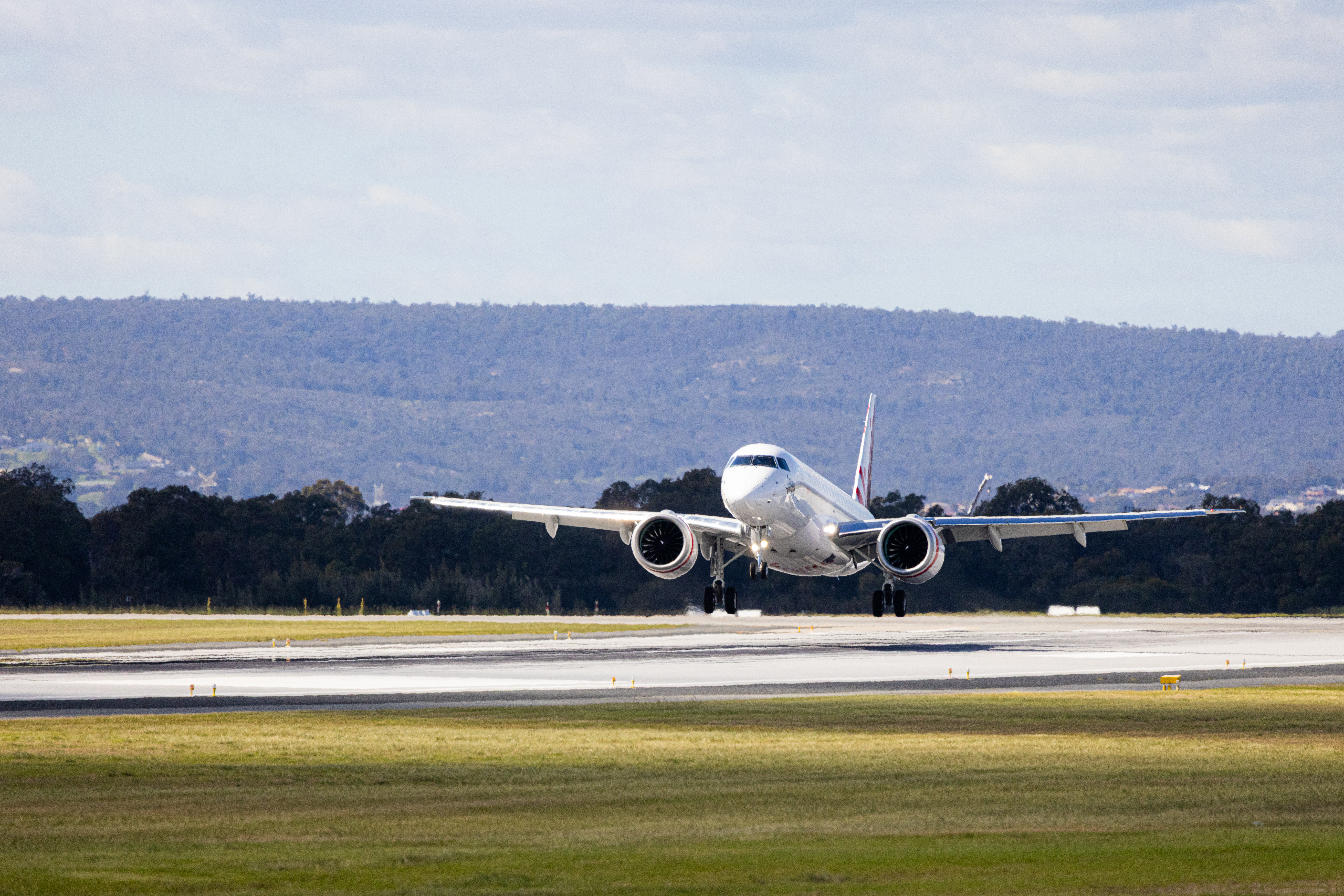 This E190-E2 will be serving as VARA charter flight