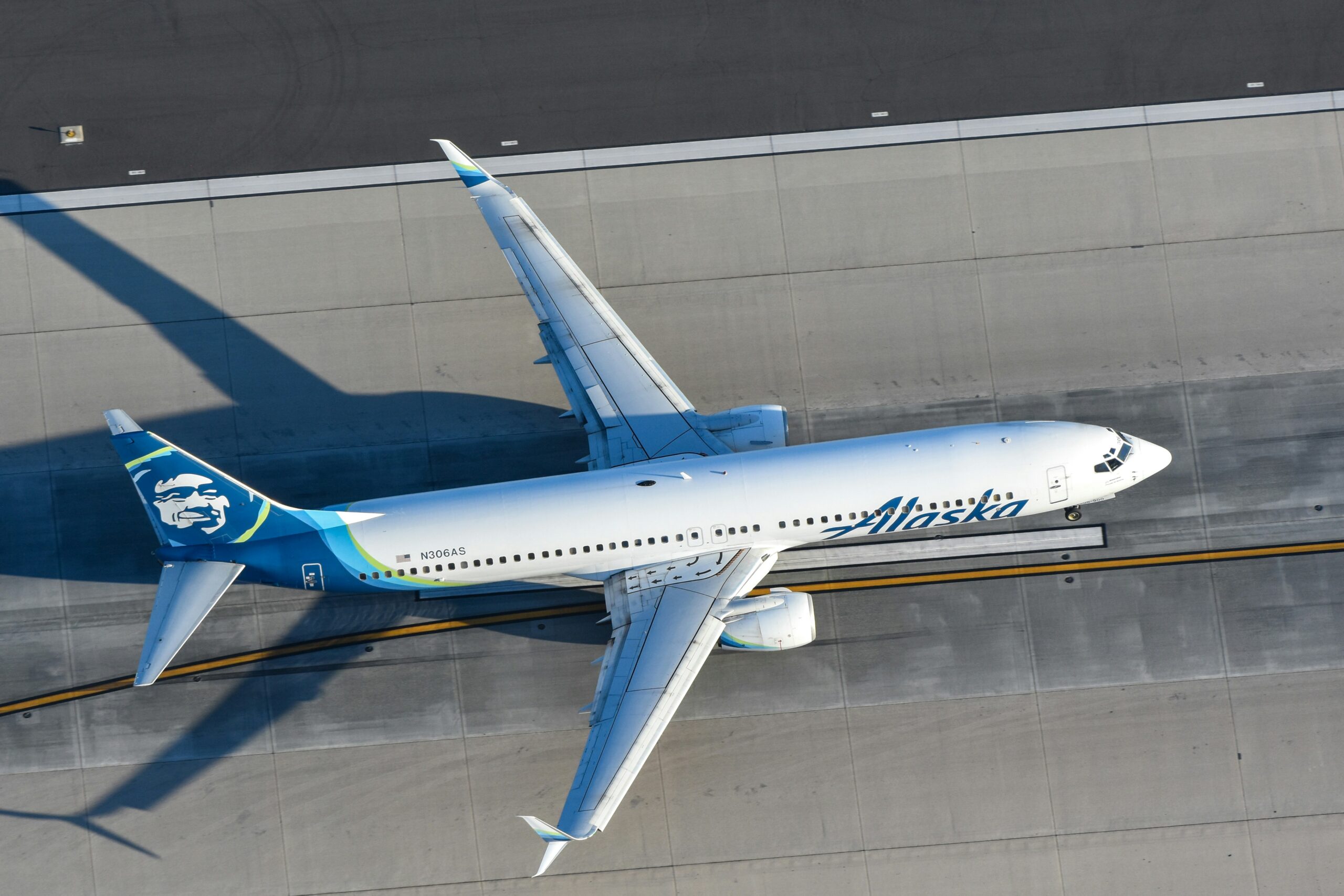 Alaska Airlines returns Fox Big Noon Saturday inflight streaming from Aug 30. ahead of college football season kick off. Guests flying with the airline with have access to the no-cost streaming to college football games on satellite Wi-Fi.