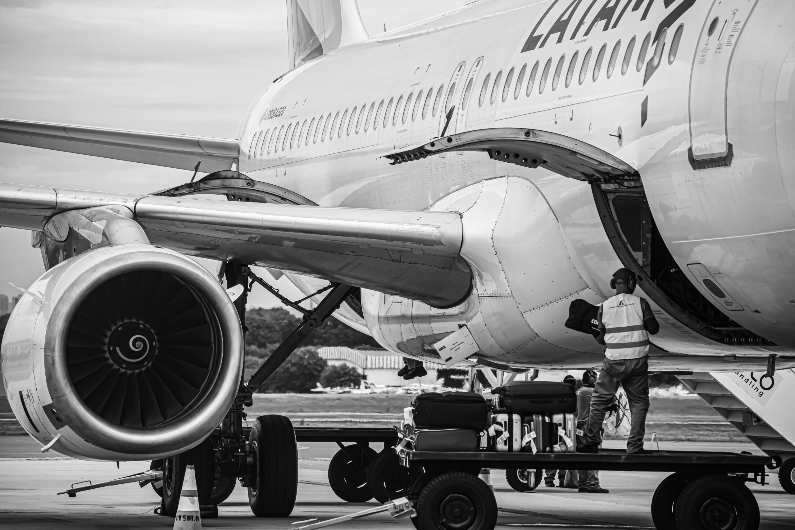 LATAM Aircraft at Aeroporto de Goiânia 
