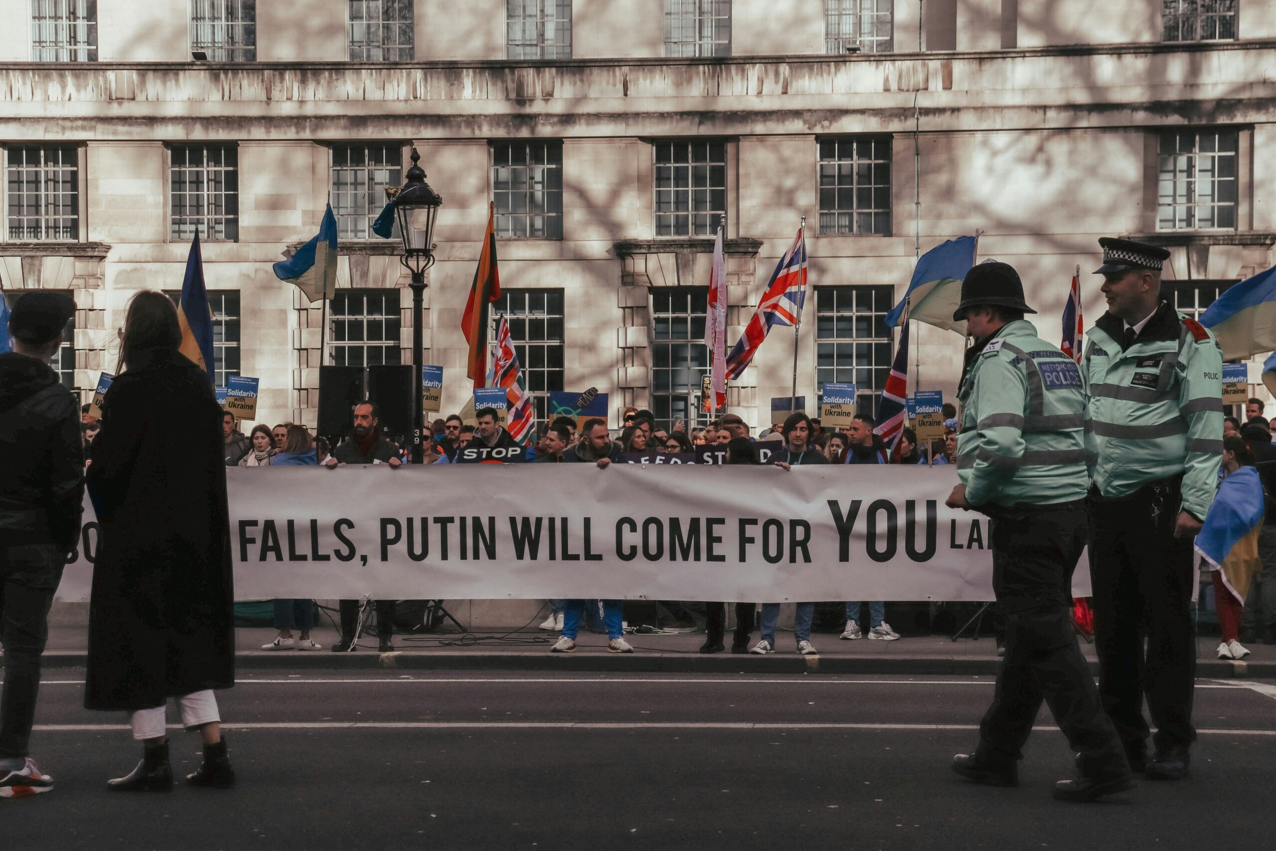 Protests against the Russian invasion of Ukraine in London