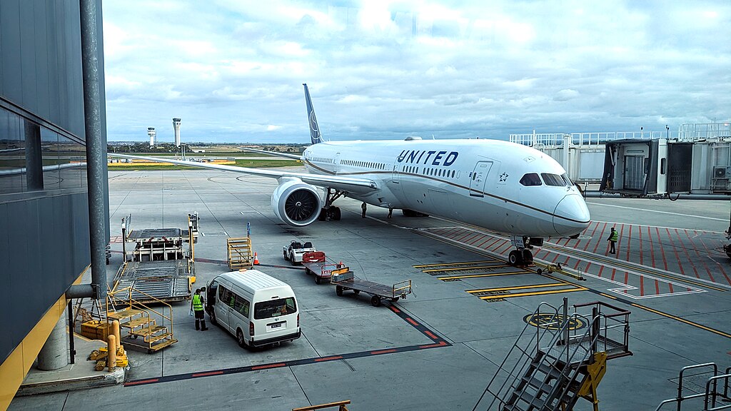 United Airlines Aircraft 