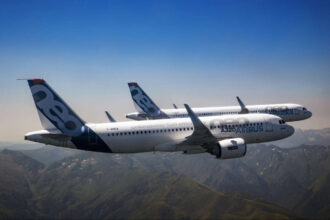 A320neo-and-A321neo-in-flight-together