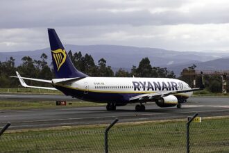 Ryanair's record winter schedule to Amman has been announced, with over 300k seats across 18 destinations to 12 New EU routes. The airline has also unveiled a major investment proposal for Amman, Aqaba and Marka.
