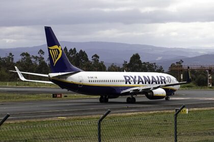 Ryanair's record winter schedule to Amman has been announced, with over 300k seats across 18 destinations to 12 New EU routes. The airline has also unveiled a major investment proposal for Amman, Aqaba and Marka.