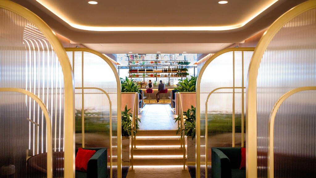 British Airways announce their recent launch of a new lounge design partnered with global architecture and design firm Gensler which will feature in brand-new opening of new locations; Dubai and Miami following a £7 billion transformation.