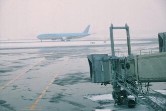 A korean air plane in the snow ©Minku Kang
