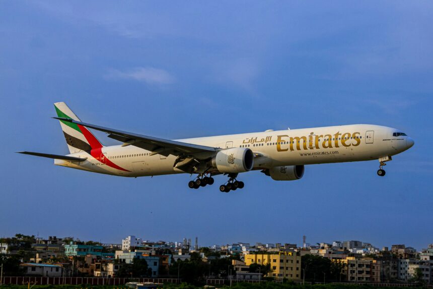 Emirates © Saim Munib on Unsplash