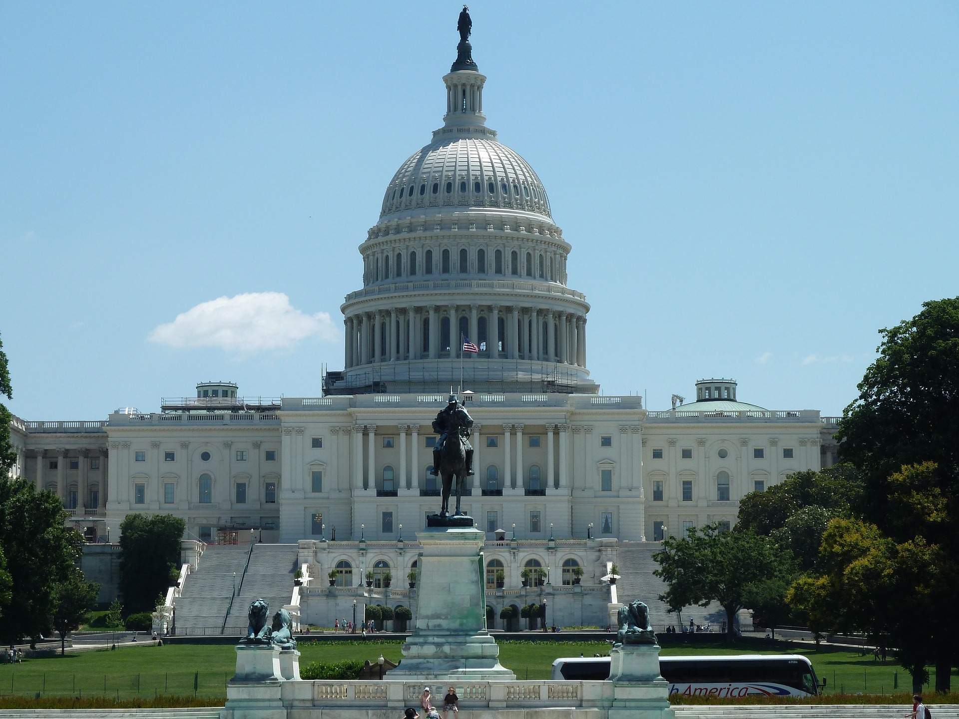 The U.S. Capitol building in Washington, D.C., where the Senate aviation safety vote on bipartisan aviation safety legislation will address military aircraft airspace rules.