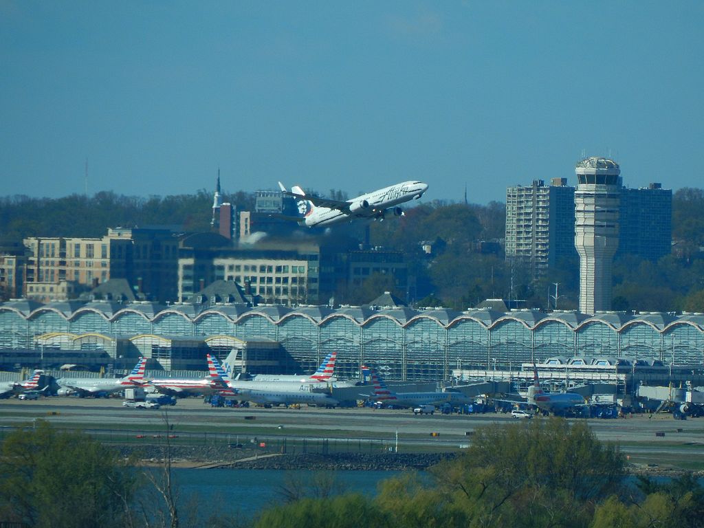 Aircraft take off from Reagan National Aiport