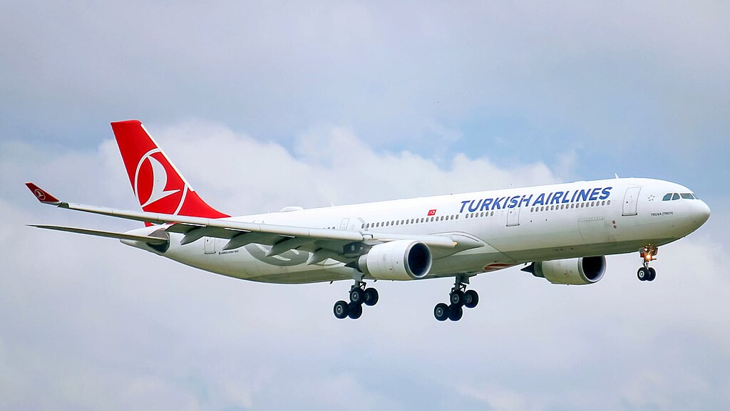 Turkish Airlines, Airbus A330-303