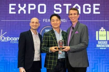 A picture of Ryan Ghee, Chief Operating Officer, Future Travel Experience; Kenneth Chang, Executive Vice President and Chief Marketing Officer, Korean Air; and Dr Joe Leader, Group CEO, APEX/IFSA/FTE at the FTE APAC Pioneer Awards 2025 ceremony in Singapore