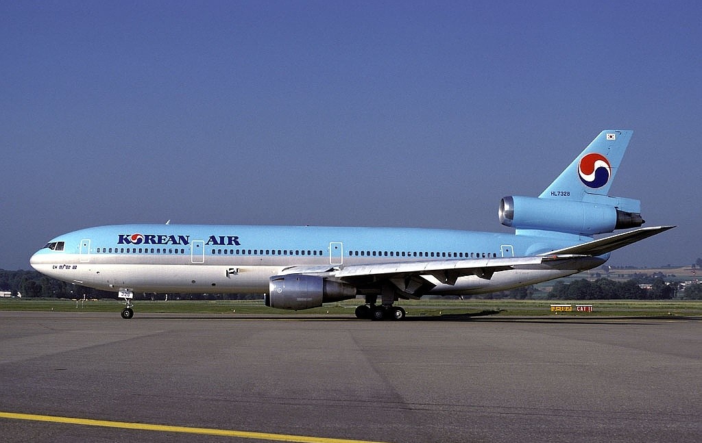 Korean Air DC-10-30 docked at airport