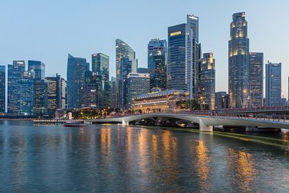 A picture of the skyline of Singapore in the evening